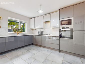 32 Saint Samson's Square, (Plus attic conversion), Dublin 13 - Image 5