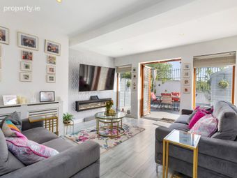 7 The Mews, Pelletstown Manor, Ashtown, Dublin 15, Ashtown, Dublin 15 - Image 2