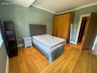 8 Alder Lodge, Farmleigh Avenue, Strawberry Beds, Co. Dublin - Image 2