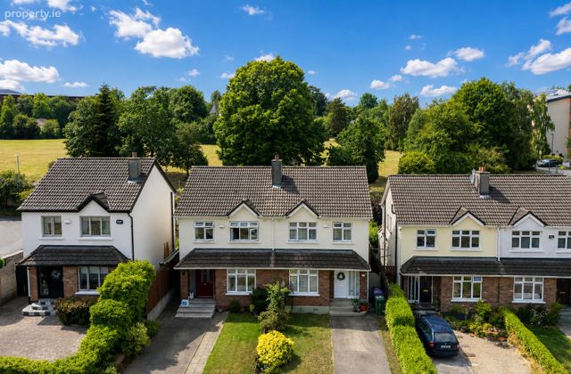 3 The Dale, Brookwood, Bray, Co. Wicklow - Click to view photos