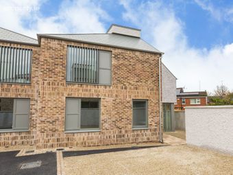 Jura, 47 St Fintan's Villas, Blackrock, Co Dublin, Blackrock, Co. Dublin - Image 2