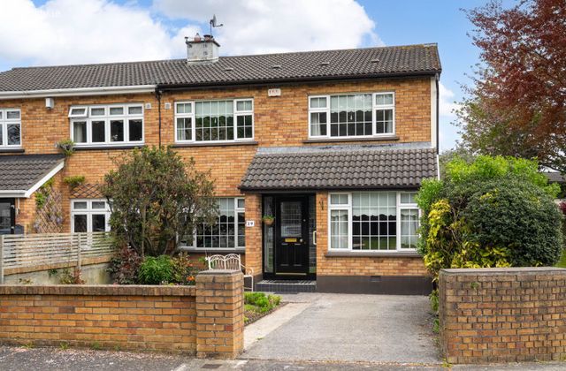 19 Glenmurry Park, Dublin 12, Terenure, Dublin 12 - Click to view photos