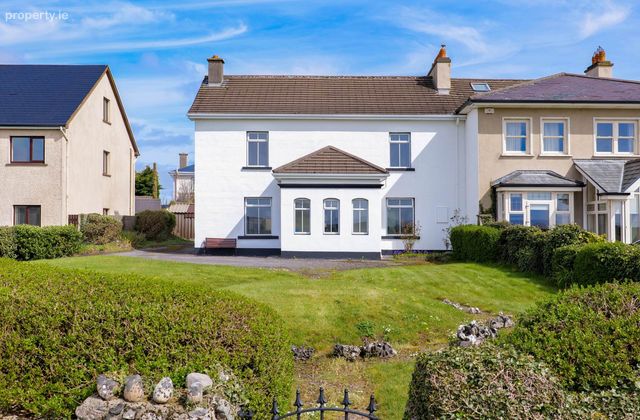 Whitestrand House, Beach Court, Salthill, Galway, Co. Galway, Galway City Centre, Co. Galway - Click to view photos