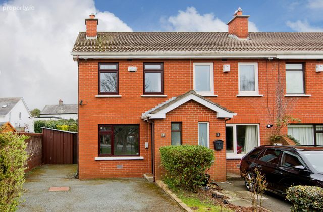1 Monaloe Court, Deansgrange, Blackrock, Cabinteely, Dublin 18 - Click to view photos