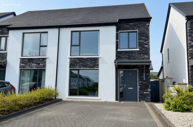 54 An Fuar&aacute;n, Oranmore, Oranmore, Co. Galway - Click to view photos