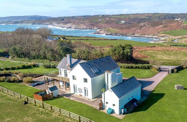 Toehead, Castletownshend, Co. Cork - Click to view photos