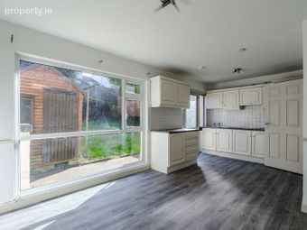 37 Maurland, Carrigaline, Carrigaline, Co. Cork - Image 4