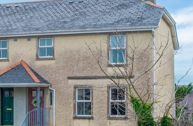 69 Ridgepool Village, Ballina, Ballina, Co. Mayo - Click to view photos