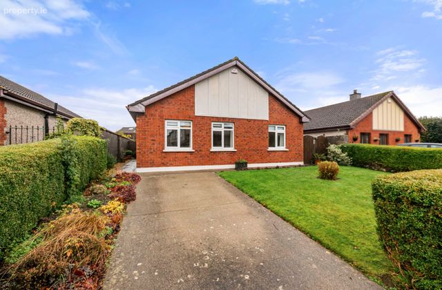 11 Chambersland, New Ross, New Ross, Co. Wexford - Click to view photos