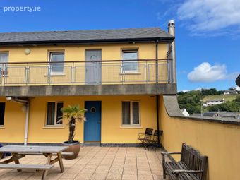 16 An Muileann, The Quay, Bantry, Co. Cork - Image 2