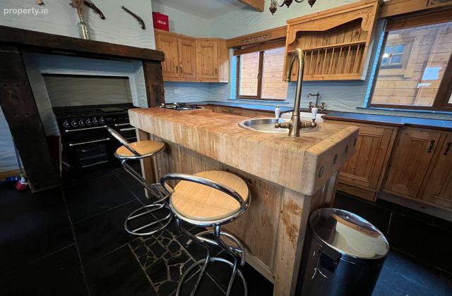 Station Road,ardfert,tralee,co. Kerry, Ardfert, Co. Kerry - Click to view photos