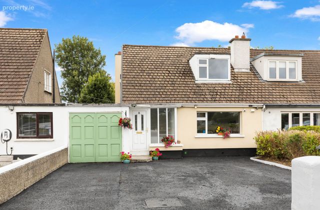 34 Limekiln Road, Manor Estate, Terenure, Dublin 12 - Click to view photos