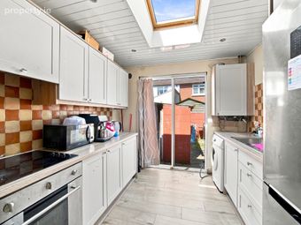 6 Rosary Road, Maryland, Dublin 8, Dublin 8 - Image 2
