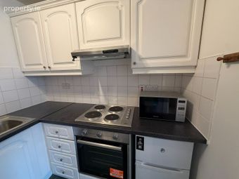 Apartment 43, Joyce House East, Viking Harbour Apartments, Dublin 8 - Image 4