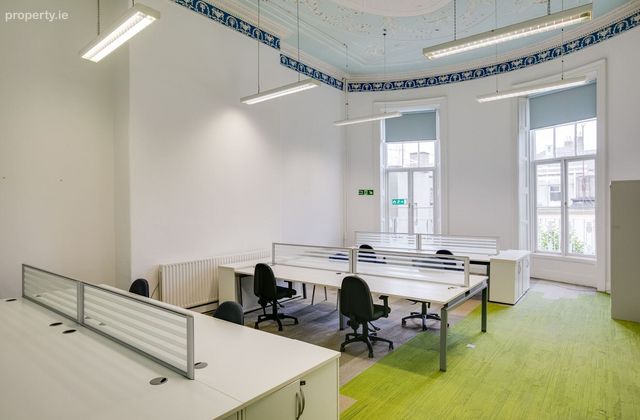 Merrion Square South, Dublin 2 - Click to view photos