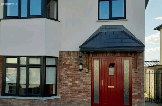 Ard Grainne, Fardrum, Co. Westmeath - Click to view photos