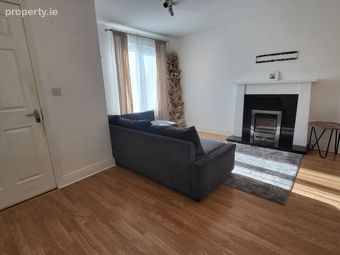 7 Lakeview Court, Pennyfeather Way, Kilkenny, Co. Kilkenny - Image 4