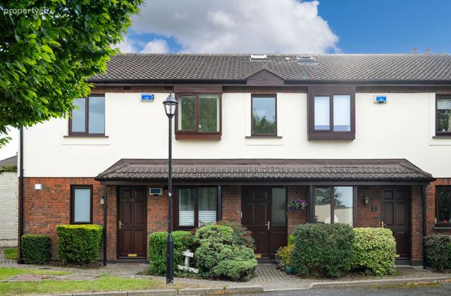 Apartment 28, Monkstown Square, Monkstown Avenue, Monkstown, Co. Dublin - Click to view photos
