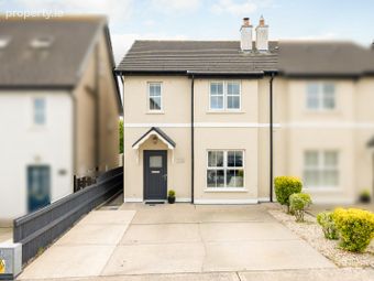 29 Cl&oacute;s Na Ri, Coolcotts, Clonard, Co. Wexford
