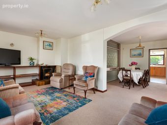 143 Stillorgan Wood, Stillorgan, Co Dublin, Stillorgan, Co. Dublin - Image 5