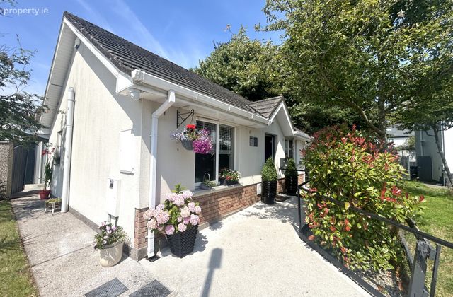 36 Shanowen, Rathcormac, Co Cork, Rathcormac, Co. Cork - Click to view photos