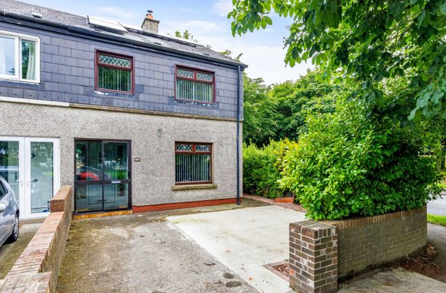 13 Aghameen Park, Muirhevnamore, Blackrock, Co. Louth - Click to view photos