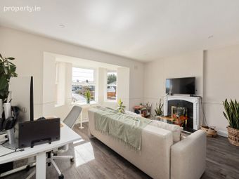 17 Glenhilton, Herbert Road, Bray, Co. Wicklow - Image 3