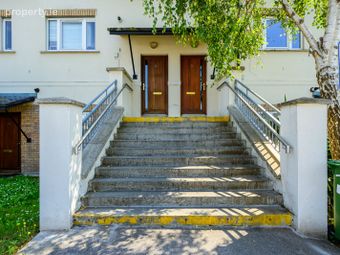 13 Cluain Cairn, Station Road, Carrigtwohill, Co. Cork - Image 2