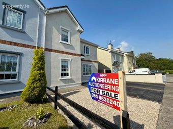 10 Esker Pines, Ballyhaunis, Ballyhaunis, Co. Mayo - Image 2