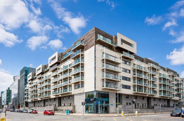 Apartment 6, Block 15, Gallery Quay, Grand Canal Dock, Dublin 2 - Click to view photos