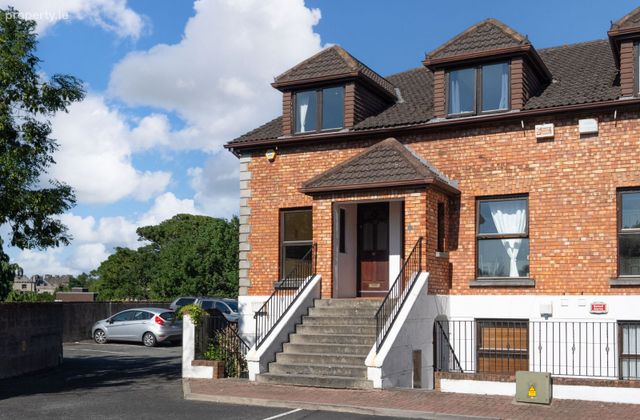 20 Thorncliffe, Dundrum Road, Dundrum, Dublin 14 - Click to view photos