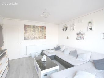 7 The Green, The Hawthorns, Tullamore, Co. Offaly - Image 4
