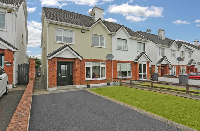 7 Oakwood, Sixmilebridge, Clare, Sixmilebridge, Co. Clare - Click to view photos