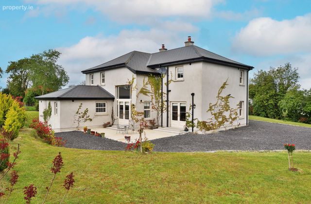 Westwood House, Newhaggard Lane, Trim, Co. Meath - Click to view photos
