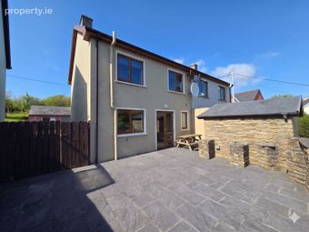8 Chapel Lane, Castletownbere, Beara, Co. Cork - Image 5
