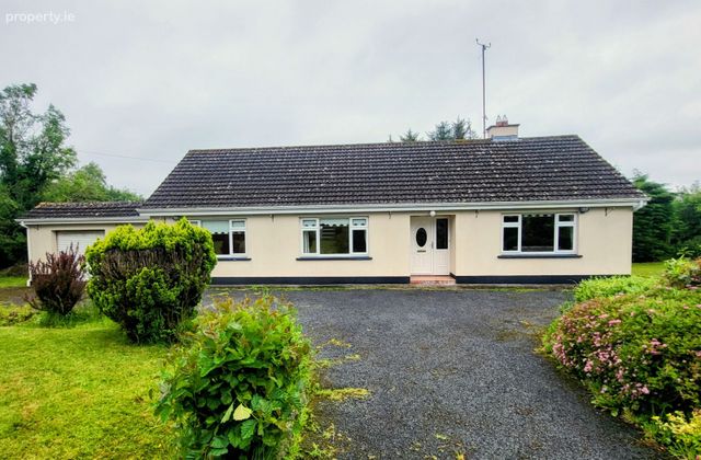 Ballagh, Newtownforbes, Newtownforbes, Co. Longford - Click to view photos
