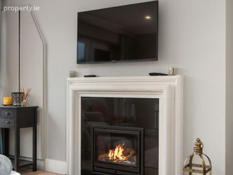 Apartment 19, Raglan Hall, Ballsbridge, Dublin 4 - Image 4