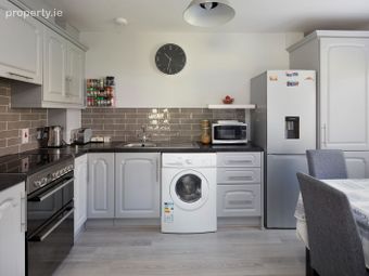 Apartment 3, Ivy Court, Broomfield Village, Midleton, Co. Cork - Image 2