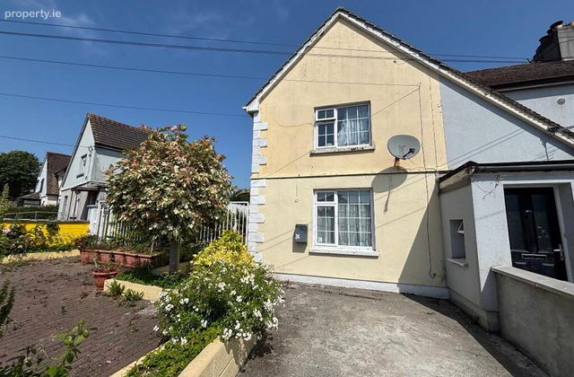 24 Collins Park, Callan, Co. Kilkenny, Callan, Co. Kilkenny - Click to view photos