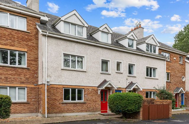 4 Clonee Court, Dublin 15 - Click to view photos