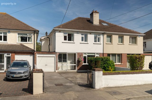 88 Clonkeen Road, Deansgrange, Blackrock, Co. Dublin - Click to view photos