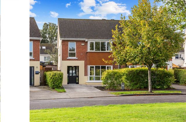 13 The Crescent, Dunboyne Castle, Dunboyne, Co. Meath, Dunboyne, Co. Meath - Click to view photos