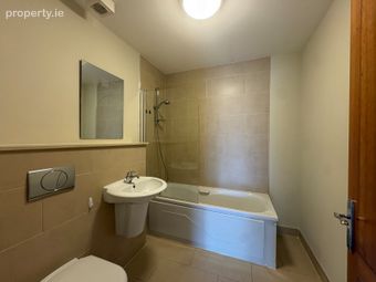 145 Beechwood Court, Stillorgan, Co Dublin, Stillorgan, Co. Dublin - Image 4