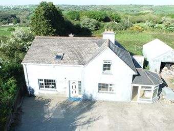 Castlelands, Enniskeane, Ballineen, Co. Cork - Image 2