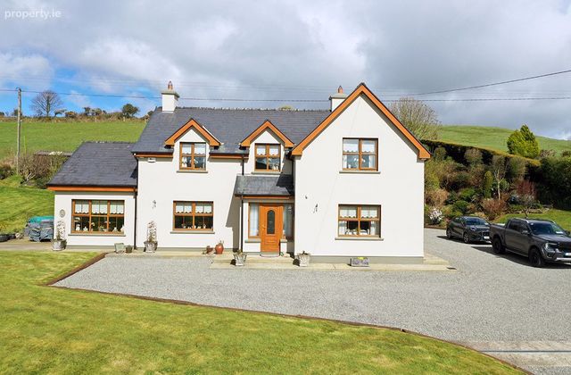 Kildee, Dunmanway, Ballingurteen, Co. Cork - Click to view photos