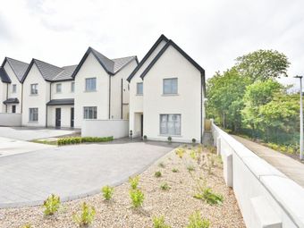 8 Belmont View, Cloghers, Tralee, Co. Kerry - Image 4