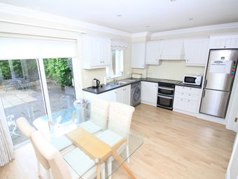 2 The Cedars,Boreenmanna Road,Cork, Ballinlough, Co. Cork