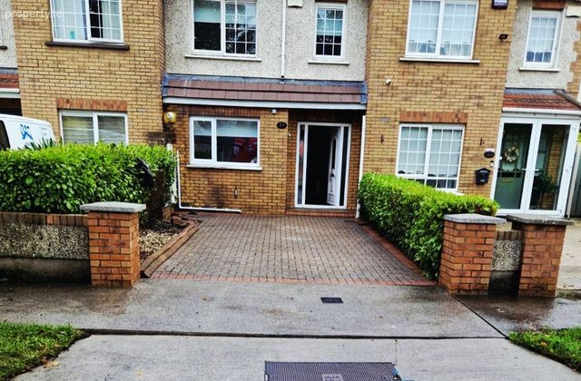 29 Lanesborough Gardens, Finglas, Dublin 11 - Click to view photos