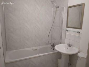 Apartment 11, House 4, Linden Court, Grove Avenue, Stillorgan, Co. Dublin - Image 5