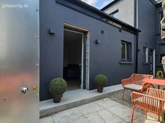 Apartment At Marian Villa, 3 Headford Road, Woodquay, Co. Galway